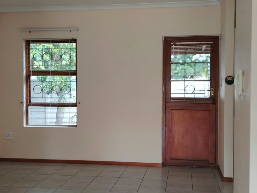 To Let 3 Bedroom Property for Rent in Twin Palms Western Cape